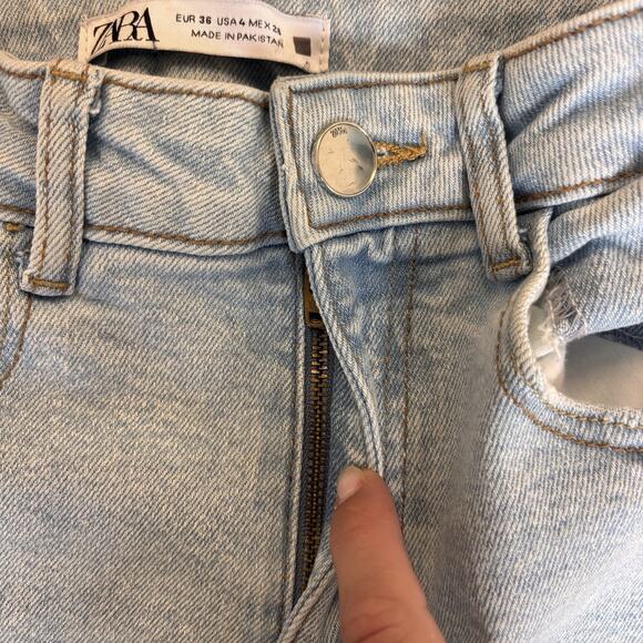 Zara Light Wash Bootcut Frayed Jeans Women’s Size 4 - Picture 5 of 8